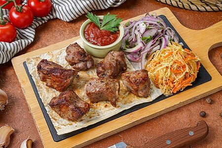 Баранья мякоть на углях