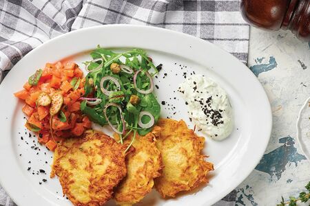 Драники с лососем