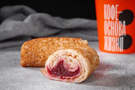 Блинчики с яблоком