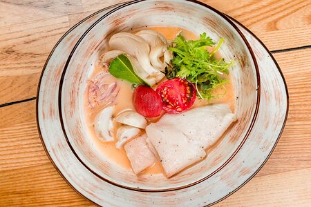 Суп Том Кха с курицей