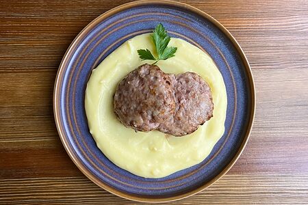 Котлеты из индейки с картофельным пюре