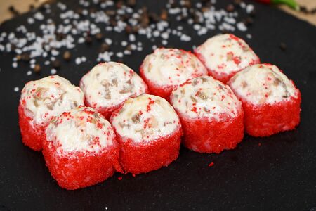 Макото с лососем