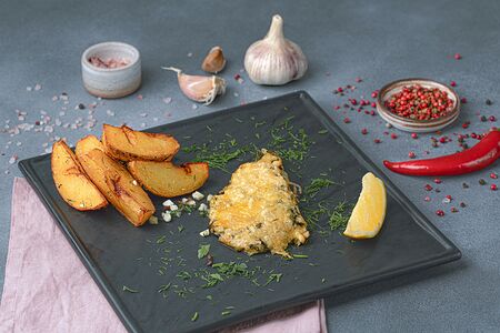 Филе окуня, запеченное с картофелем Айдахо