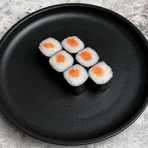 Маки Лосось