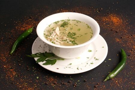 Куриный бульон с домашней лапшой