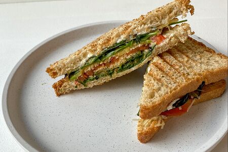 Сэндвич с форелью