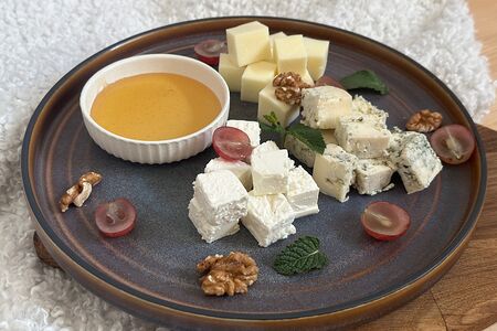 Сырная тарелка