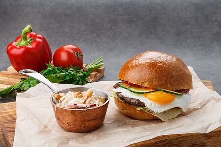 Утренний бургер