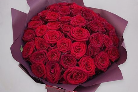 Букет цветов 35 роз Ред Наоми