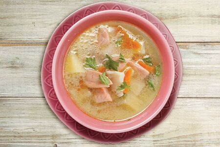 Уха на крепком бульоне