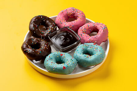 Пончики в шоколаде Микс