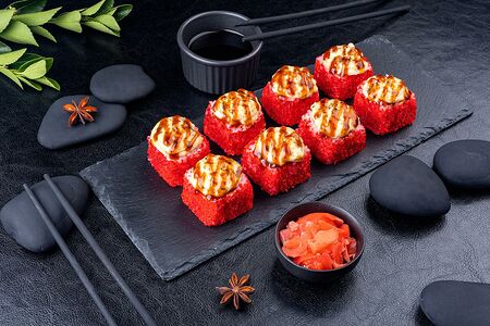 Запечённый ролл Калифорния Хот с угрем