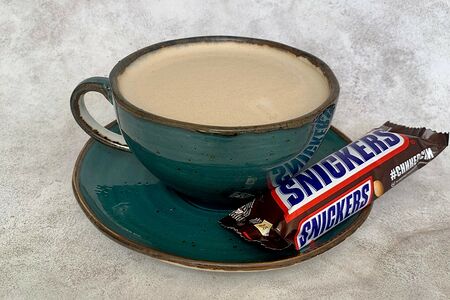 Латте Snickers