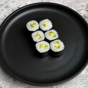 Маки Авокадо