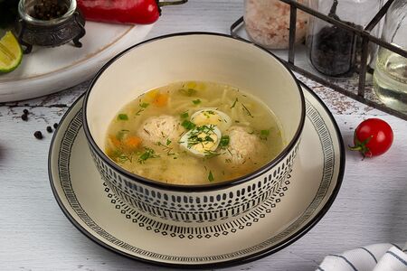 Суп с фрикадельками и вермишелью
