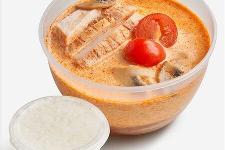 Суп Том ям с Куриным филе