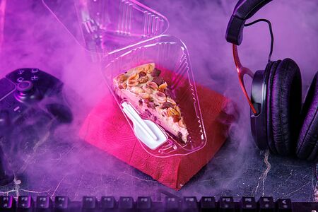 Чизкейк карамельный  с арахисом 