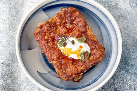 Лазанья с рваной свининой