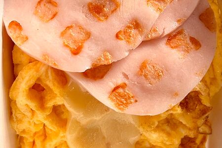 Омлет с ветчиной и сыром 