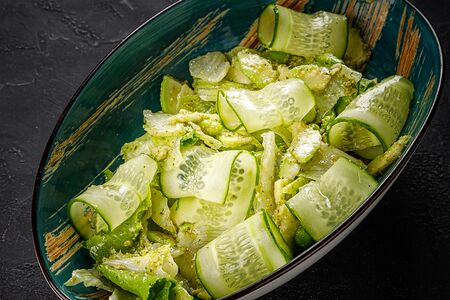 Зеленый салат