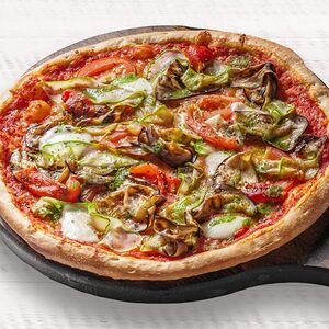Пицца с овощами гриль 