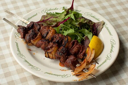 Сердечки индейки из хоспера с зеленым салатом