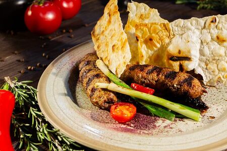 Люля-кебаб из баранины и мраморной говядины