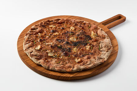 Фокачча с пармезаном на ржаном тесте