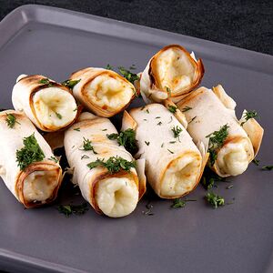 Сулугуни в лаваше