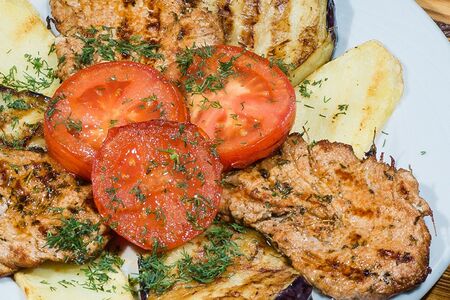 Аджаб сандал со свининой