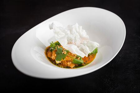 Кальмар в соусе том ям