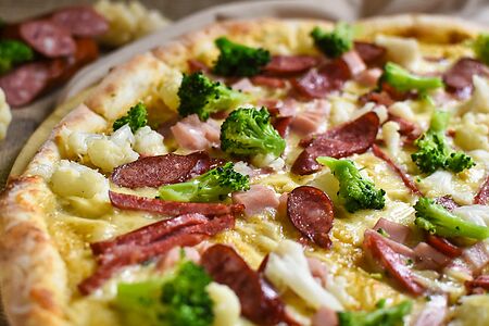 Пицца с брокколи