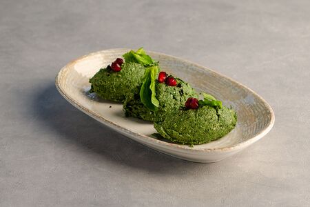 Пхали из шпината