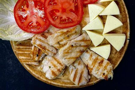 Закрытая пицца Цезарь