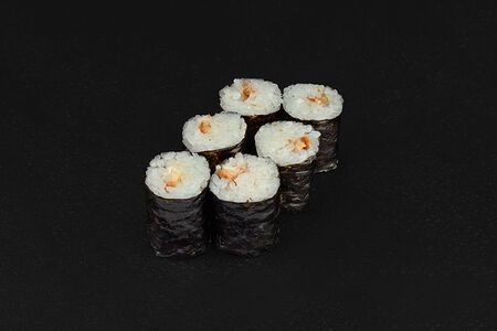 Хосомаки с лососем