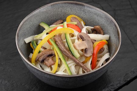 Удон с говядиной (Халяль)