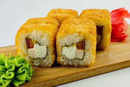 Горячий ролл с курицей