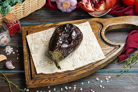 Баклажан на углях