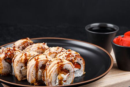 Ролл с беконом гриль