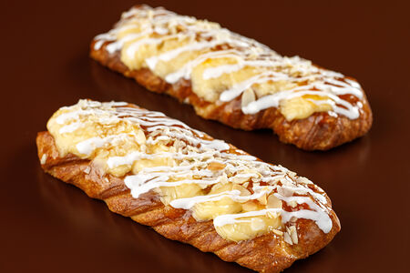 Вензель с абрикосом