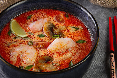 ТомЯм с креветками