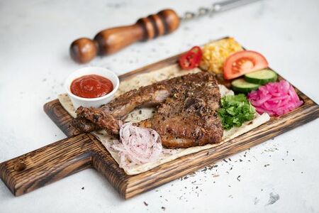 Каре ягнёнка на косточке