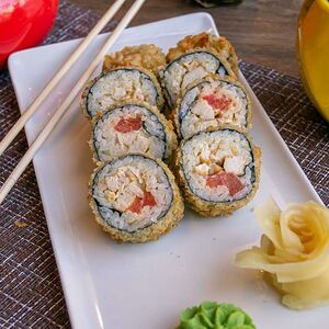 Тёплый ролл с цыплёнком