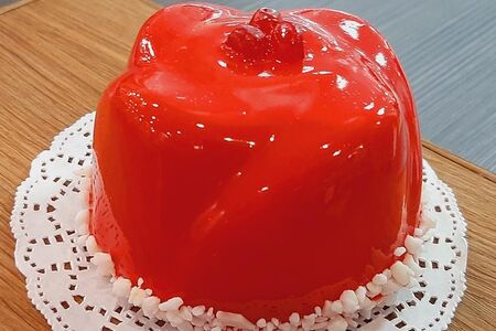 Пирожное Фисташково-малиновое