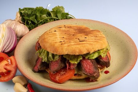 Донер со стейком