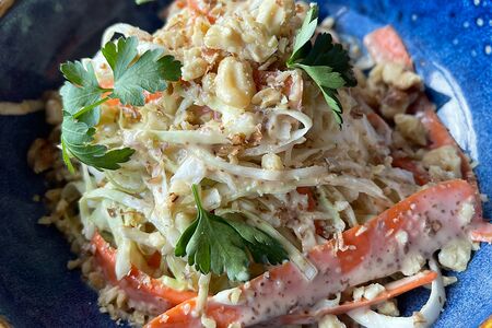 Салат с капустой