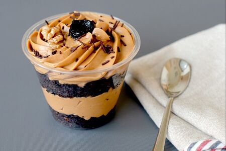 Десерт шоколадный