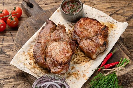 Шашлык из свинины на кости