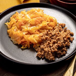 Тушеная капуста с мясным фаршем
