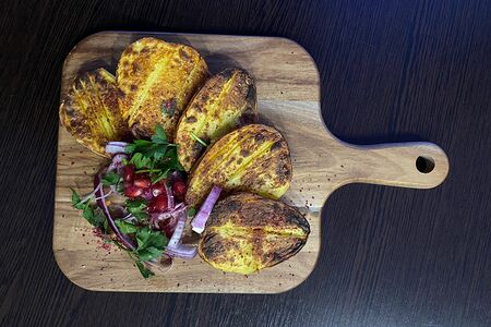 Картофель на мангале